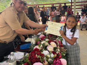 EL H. AYUNTAMIENTO DE SAN JAVIER ACOMPAÑA A NUESTROS GRADUADOS