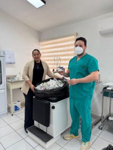 DONACIÓN DE MEDICAMENTOS AL DIF